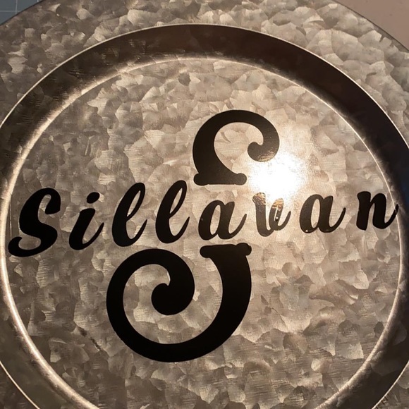 Monogrammed charger plates - Picture 1 of 1